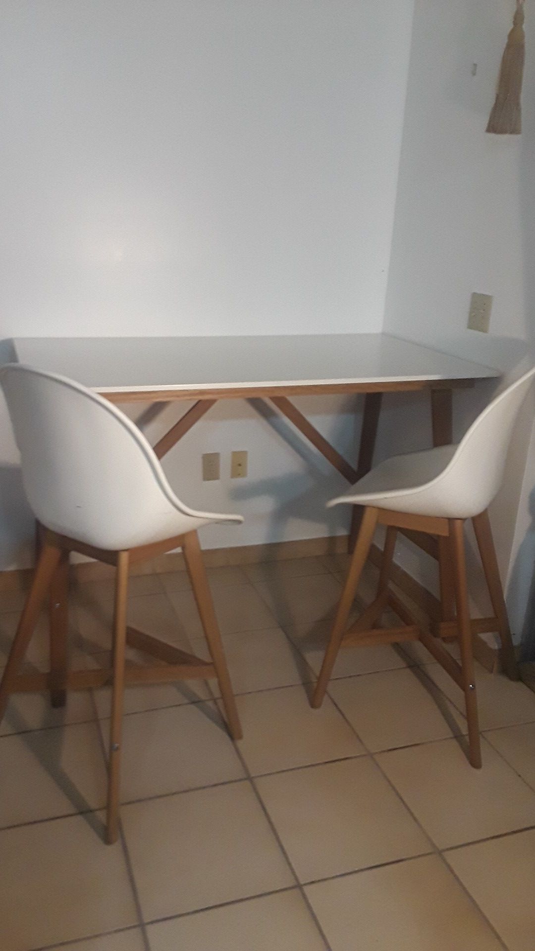 Modern Architect Studio Table with Two Bar Stools