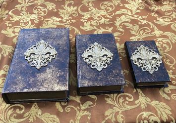 Handmade decor boxes