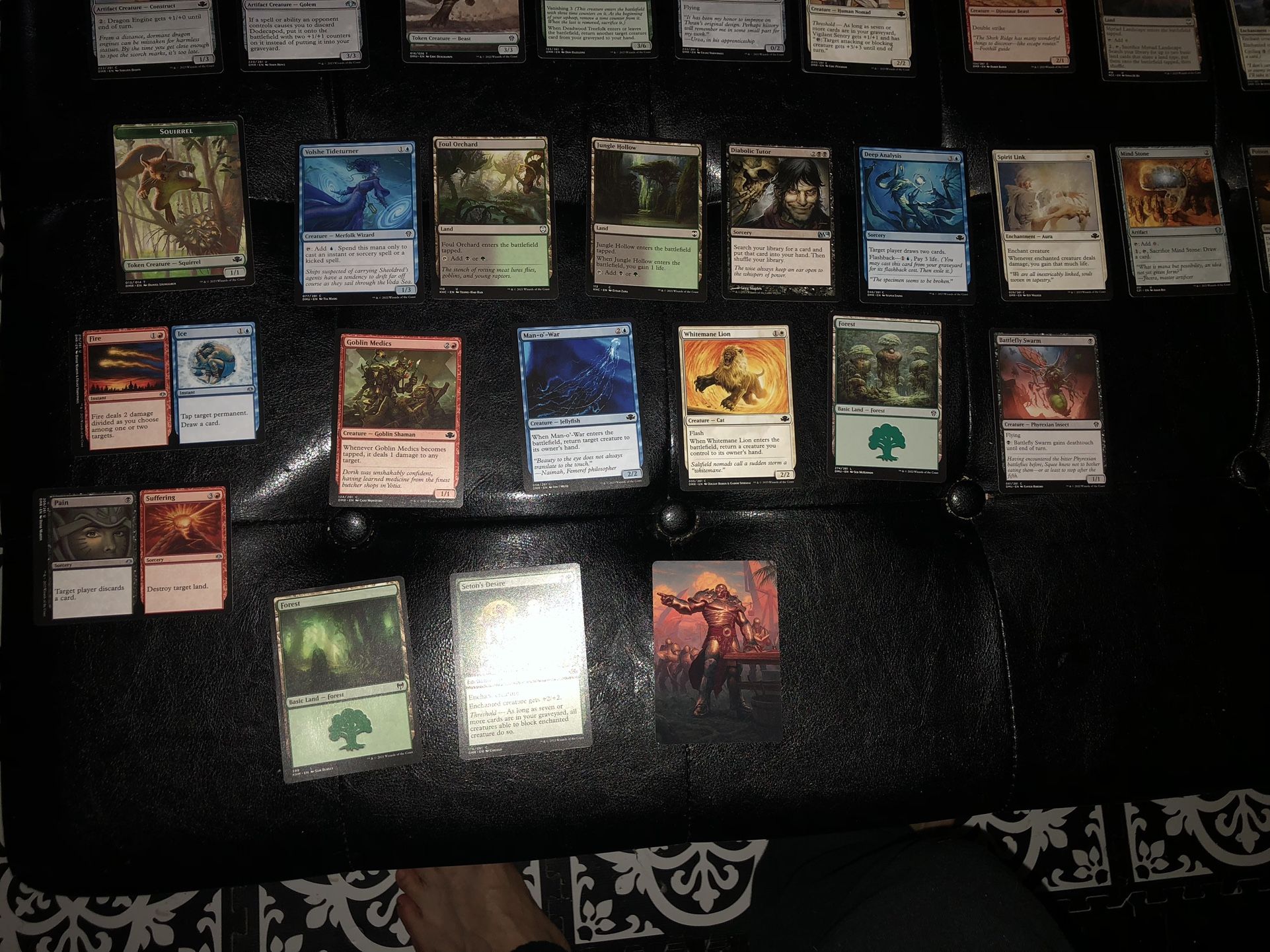 39 Magic The Gathering Cards .