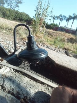 Metal solar lamp