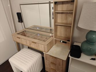 Fluted Makeup Vanity Desk with 36" HD Lighted Mirror