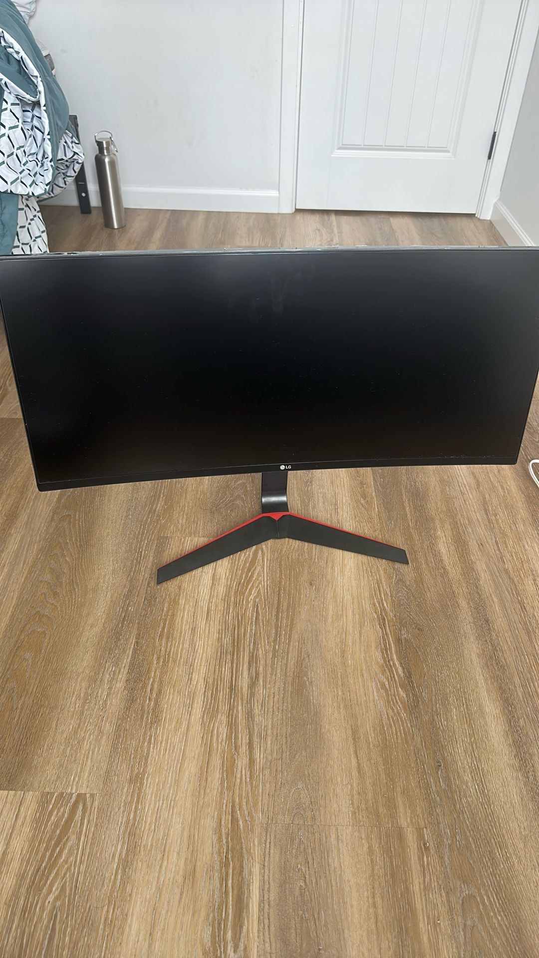LG 34UC79G-B 34-Inch 21:9 Curved UltraWide IPS Gaming Monitor with 144Hz Refresh Rate, Black