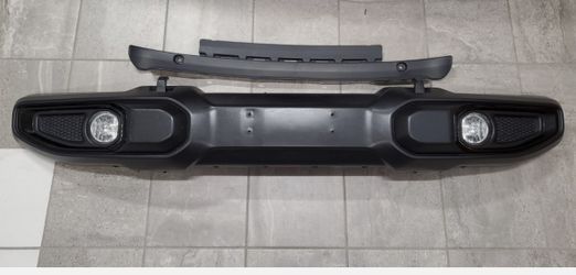 JEEP GLADIATOR FRONT BUMPER