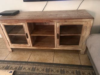 Tv stand