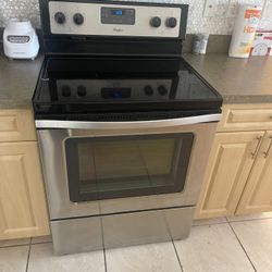 Whirlpool Electric Stove And Oven 