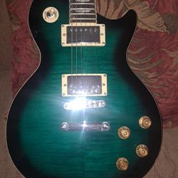 Keith Urban Guitar With Amplifier 