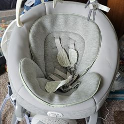 Graco Soothe My Way Swing 