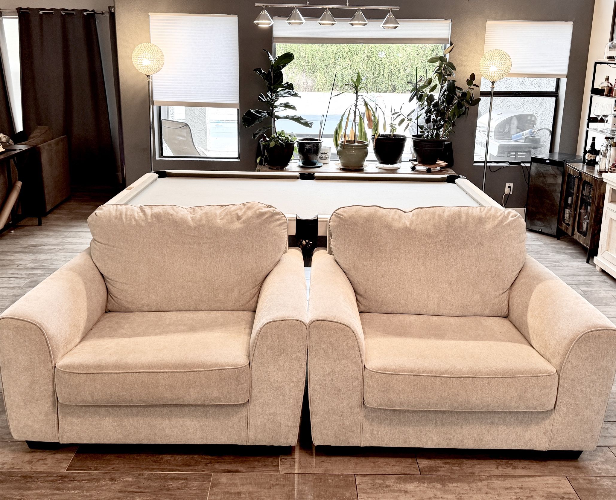 Oversized Chairs - Living Spaces