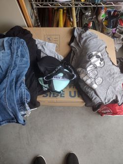 GIRLS STUFF / COSAS DE MUCHACHAS 