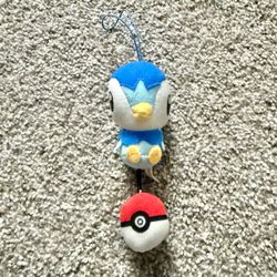 Pokemon Piplup Plush Keychain with Poke Ball