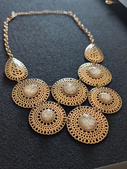 Vintage  Medallion Gold Tone necklace