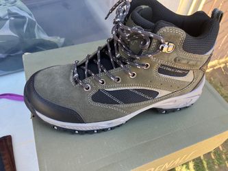 Boy boots