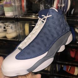 Jordan’s and Yeezys ‼️PLEASE READ DESCRIPTION‼️