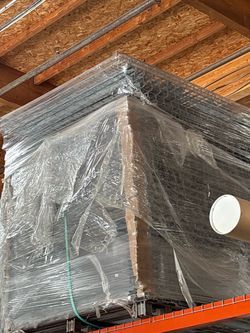 Wire platform for warehouse racking