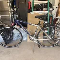 Trek Hybrid Bike 7300 Multitrack