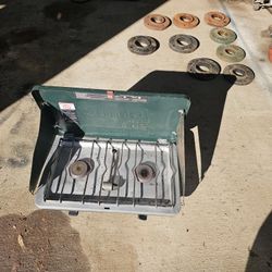 To burner propane stove