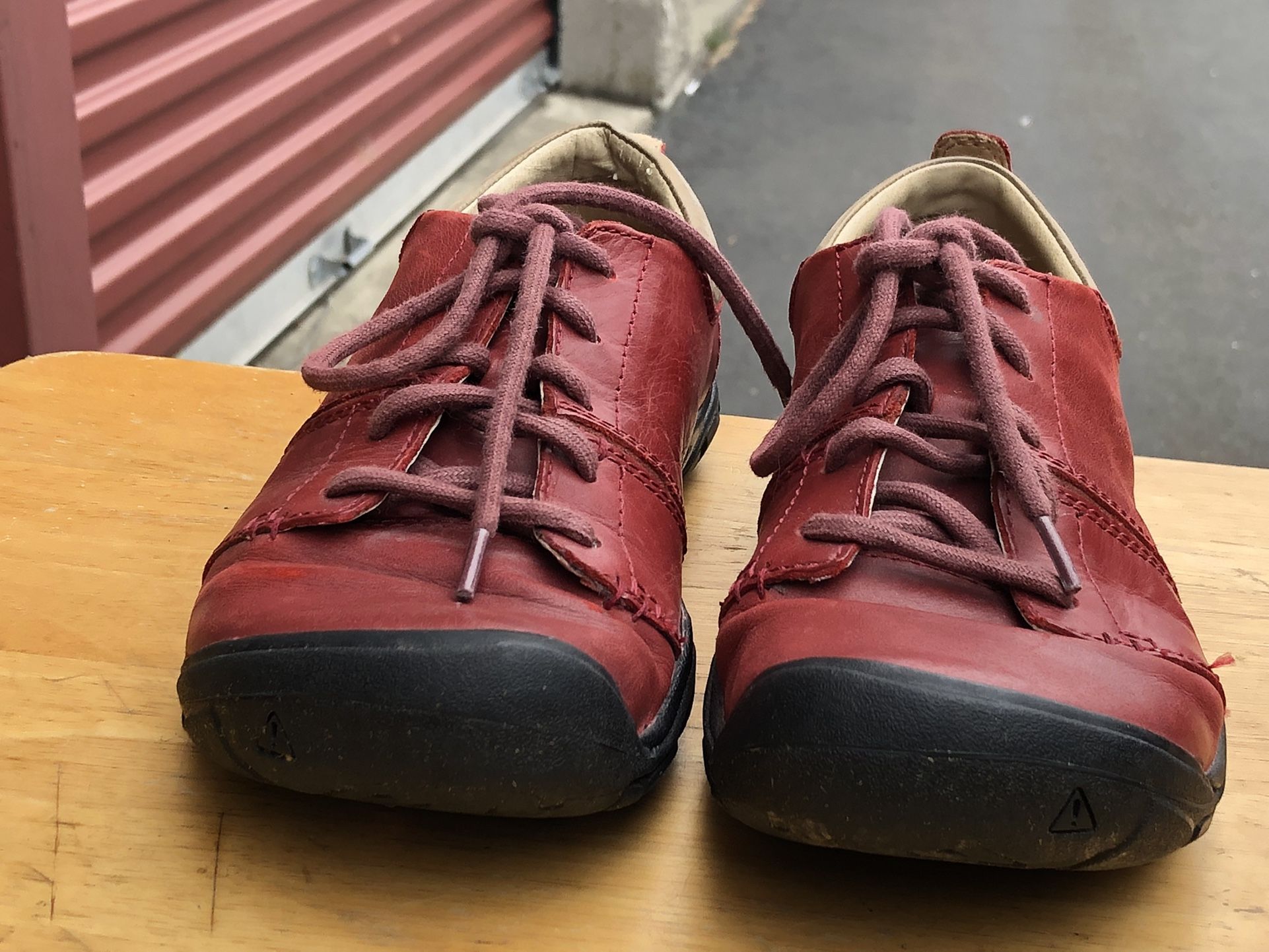 Keen Women Shoe Delancey Lace Athletic Oxford Shoes Size 8.5