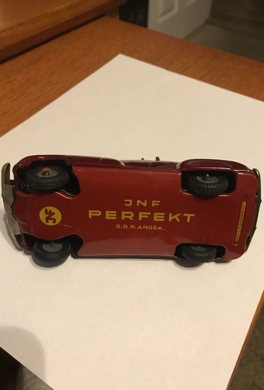 Rare JNF Perfekt Opal Sedan windup German Tin Toy Car