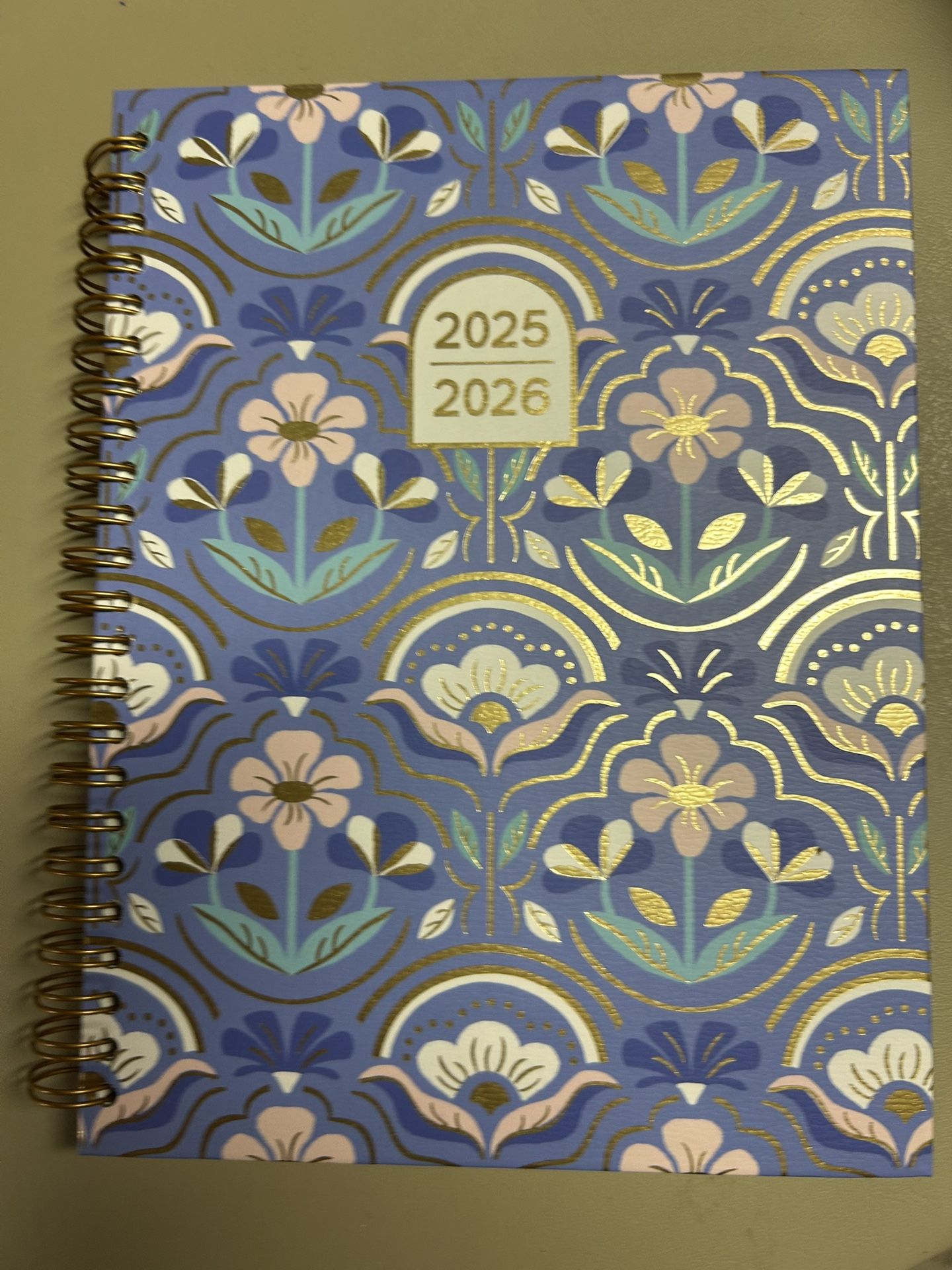 Hardcover planner 25-26