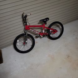 Wipeout boys bmx bike 16" inches