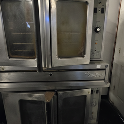 SunFire Double Stack Commercial Convection Oven - Gas
Category: Business Equipment
Condition: Used (Normal Wear)