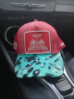 Hat with stones