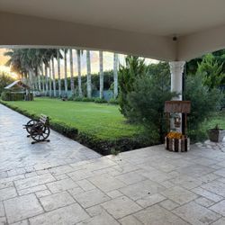 Trabajo De Mantenimiento En Finca