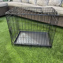 Small Animal Dog Kennel Crate 24” Long Great Condition!