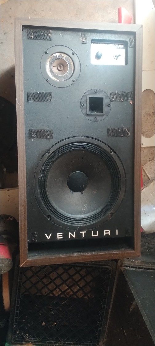 Bic Venturi Speakers