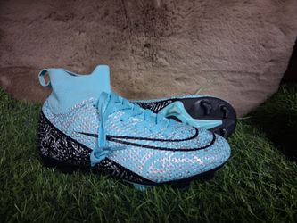 Soccer cleats us size 3youth