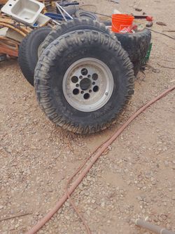 Chevy 6 lugs ,15" Rims 33" tires