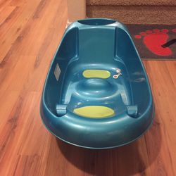 Newborn Bathtub with Optional Sling