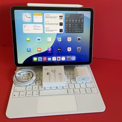 Apple IPad Air 5th Generation (10.9” Liquid Retina/ M1 chip / 2022 Model) 64GB with pen, keyboard case & Accessories (256gb $549) 