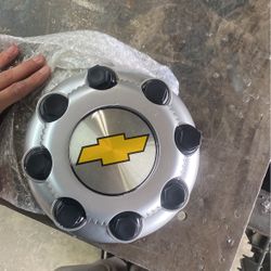 Chevy 2500 Hub Caps I Only Have 3 Of Them