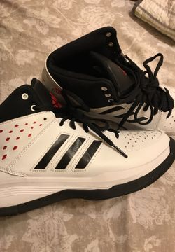 $30 size 12 están nuevos