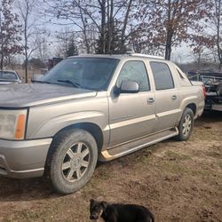Cadillac ESCALADE 2002