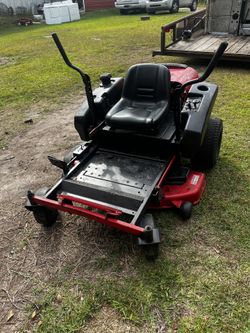 Gravely 2546XL zero-turn lawn mower