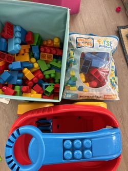 Megabloks Wagon And Blocks
