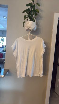 3 t shirts for $15. Size large. Very good condition.