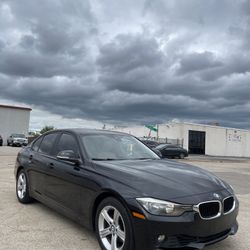2013 BMW F30 328 4-Door Sedan