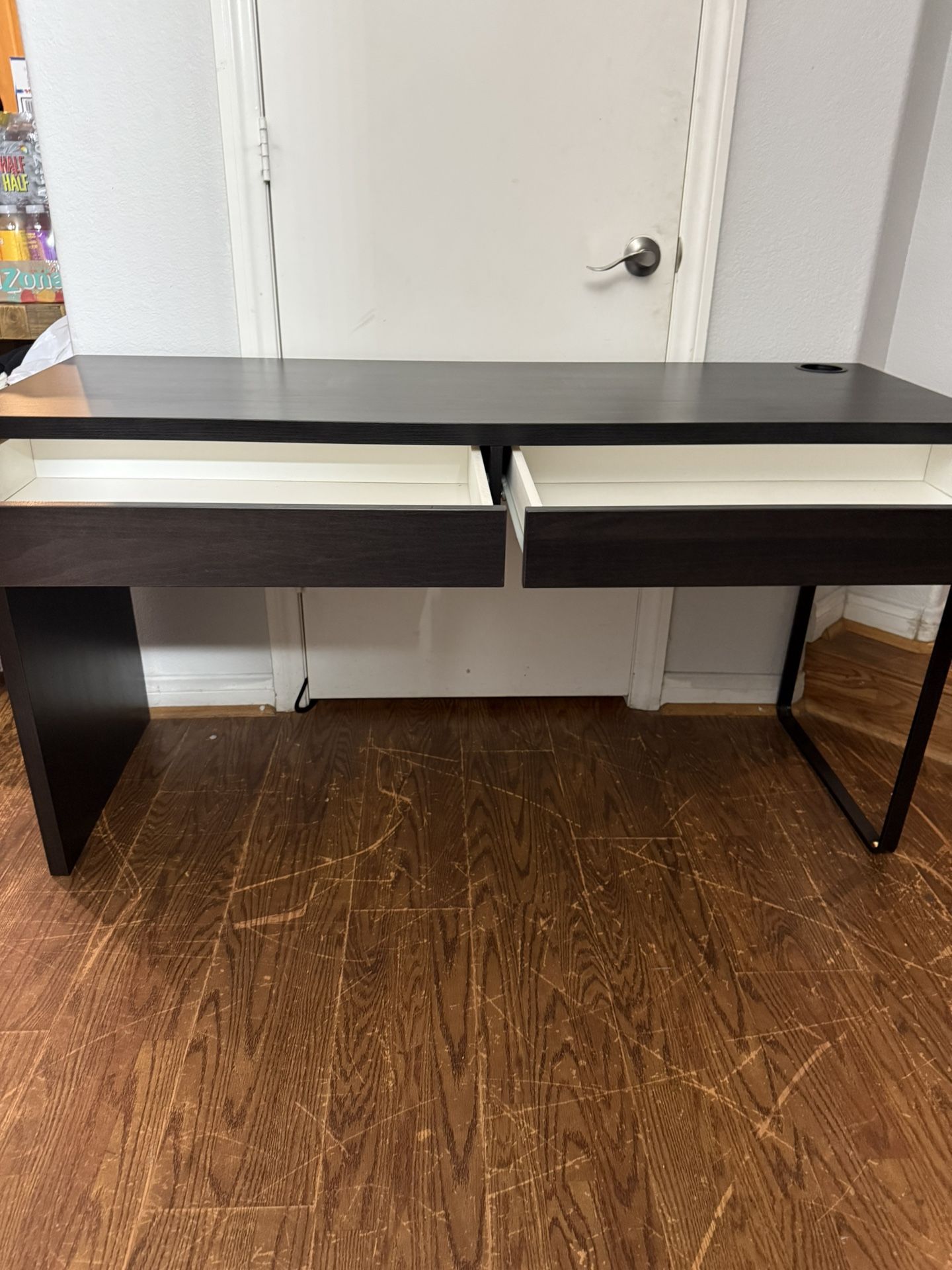 IKEA Desk/vanity Style