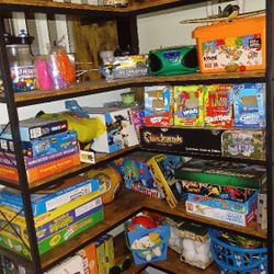 KIDS GAMES/TOYS 