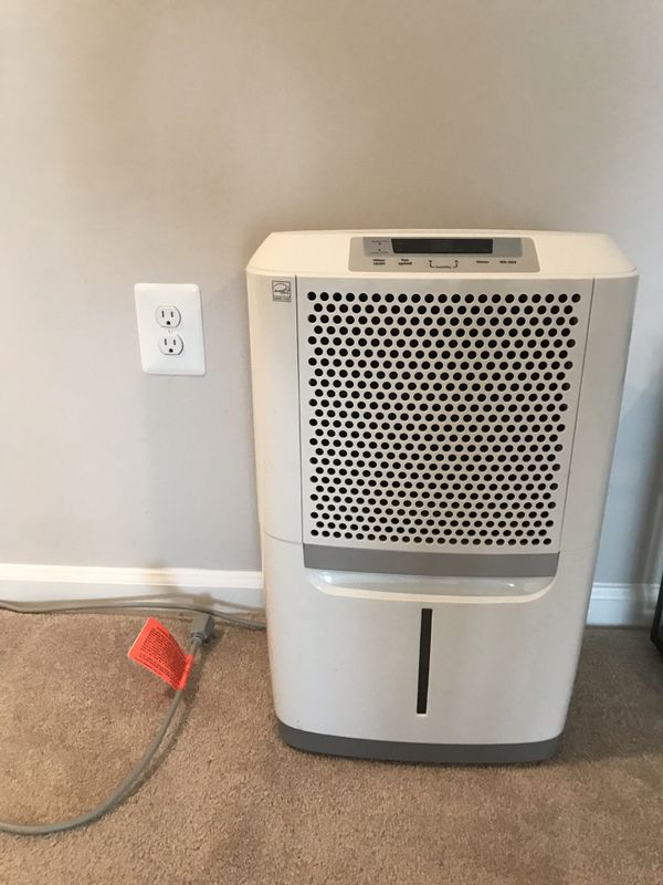 Frigidaire dehumidifier for Sale in Manassas, VA OfferUp