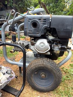 Honda GX390 Engine -Pressure Washer accessories included