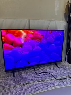Vizio 33inch TV (NEW)