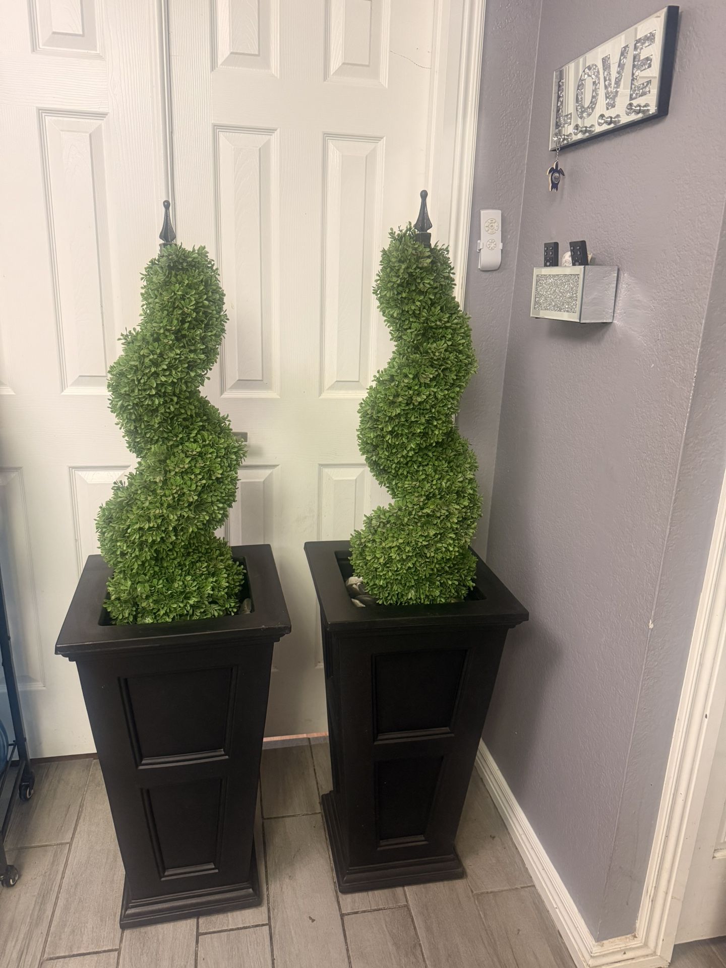 Set Of 2 Topiary Trees With Tall Planters