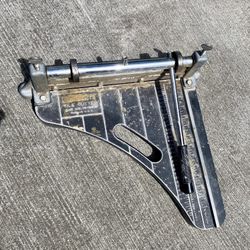 Roberts Vinyl Tile Cutter 