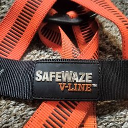 Safewaze V-Line Safety Harness – Fall Protection (Single D-Ring) – Great Condition