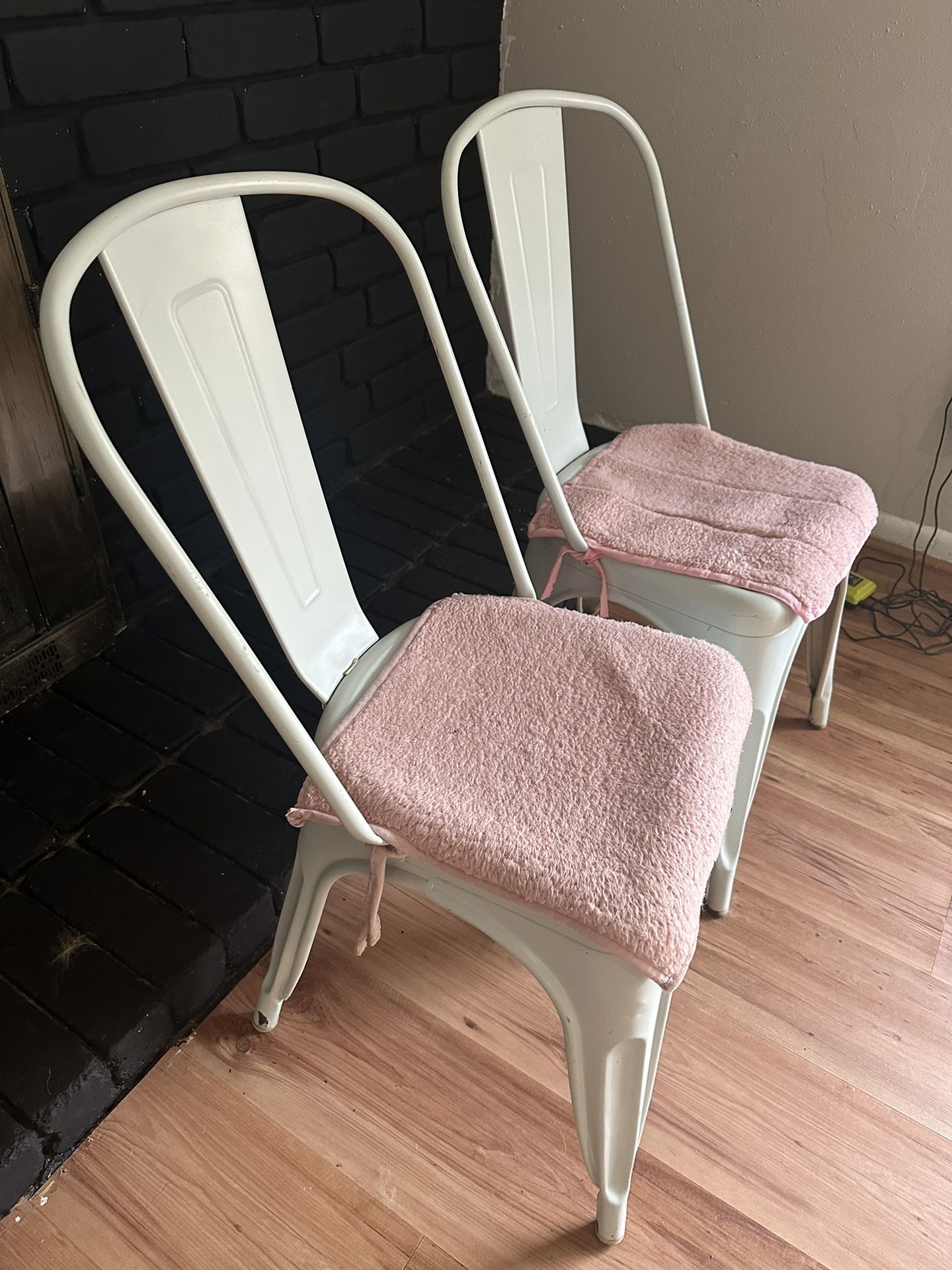 8 Furmax Metal Dining Chairs