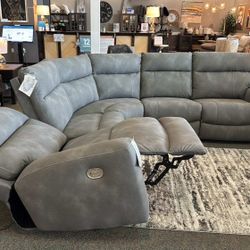 OM• $38 Initial • Brand New Next Gen Durapella Reclining Sectional 